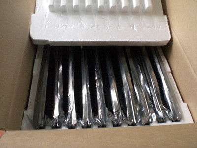 गुणवत्ता तोशिबा 12.1 इंच वाइडस्क्रीन एलसीडी मॉनिटर 1400x1050 पिक्सल और 262K कलर्स LTD121KM7K के साथ कारखाना